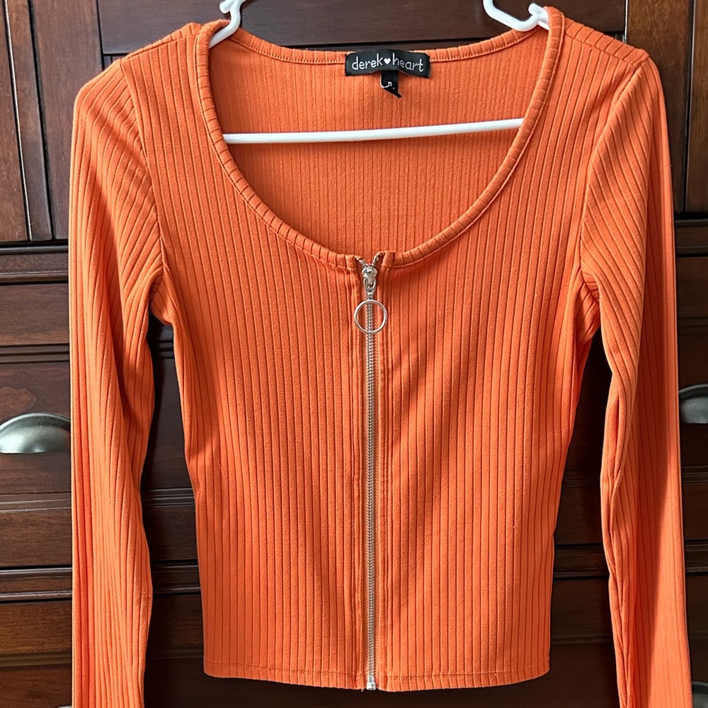 Derek Heart, long sleeve shirt size SMALL